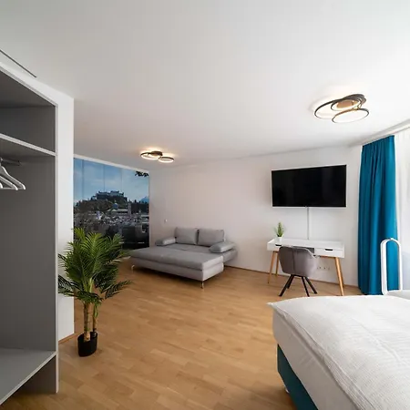 Altstadt-app. Domblick!