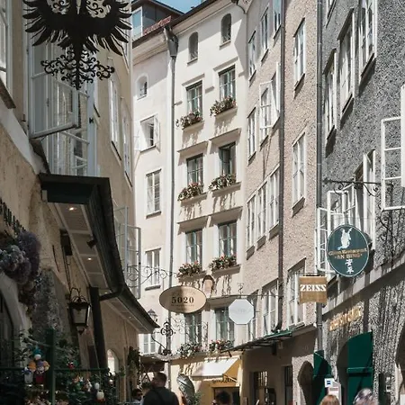 Altstadt-app. Domblick! شقة