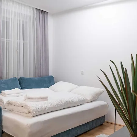 Altstadt-app. Domblick! * Зальцбург